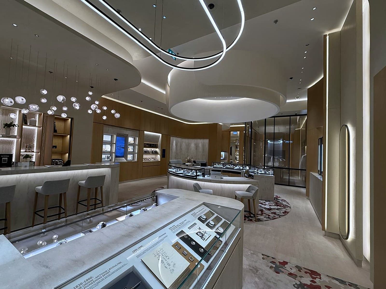 Jaeger-LeCoultre, The Dubai Mall — 3
